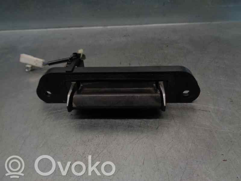 Mitsubishi Grandis Manecilla externa puerta trasera