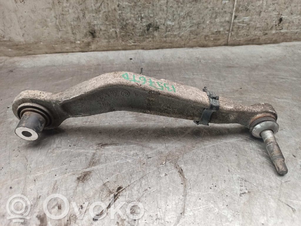 Rear control arm   33322347990