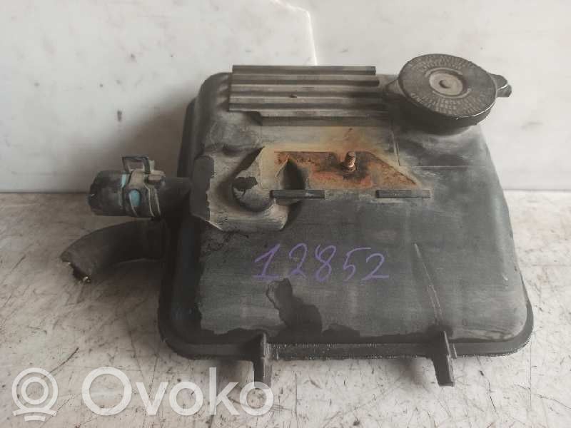 Peugeot 806 Vaso di espansione carburante