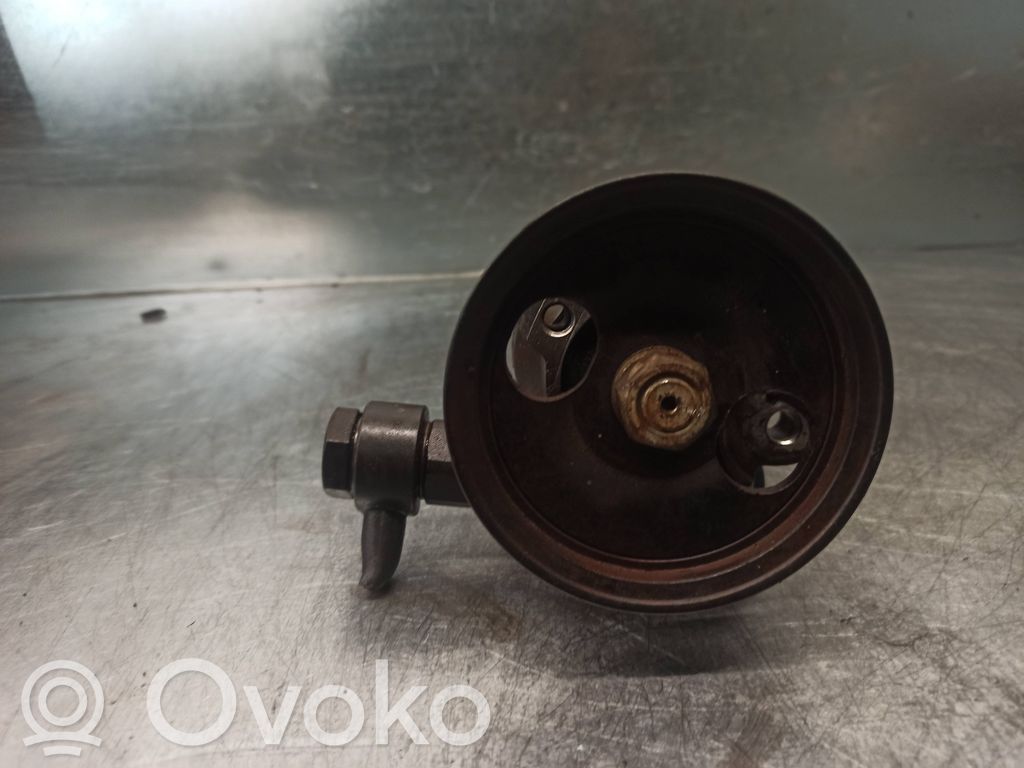 Hyundai Accent Ohjaustehostimen sähköpumppu 