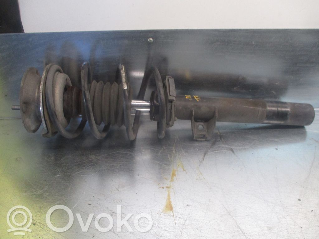 BMW 1 E81 E87 Front shock absorber with coil spring 