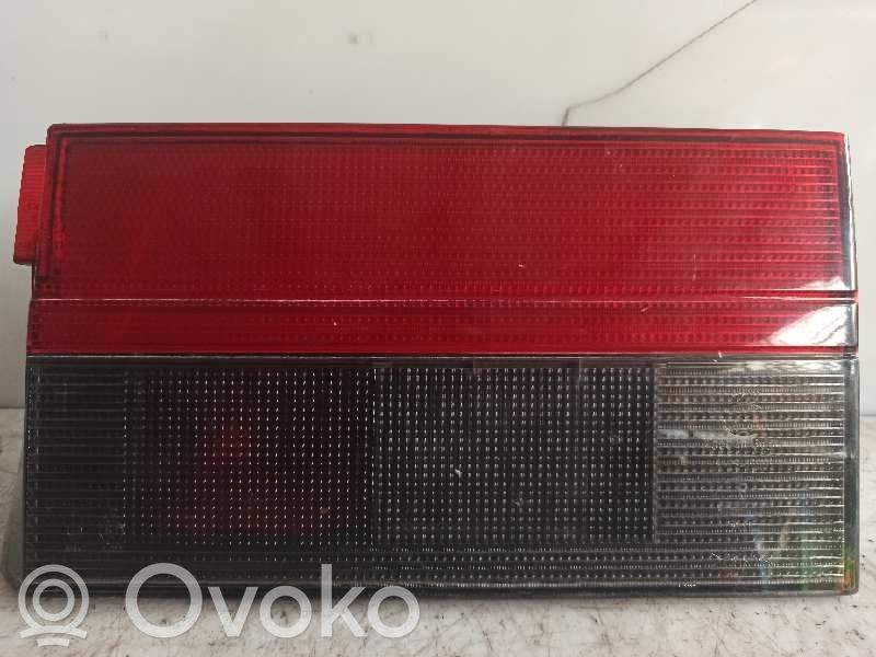 Seat Toledo I (1L) Aizmugurējais lukturis virsbūvē 