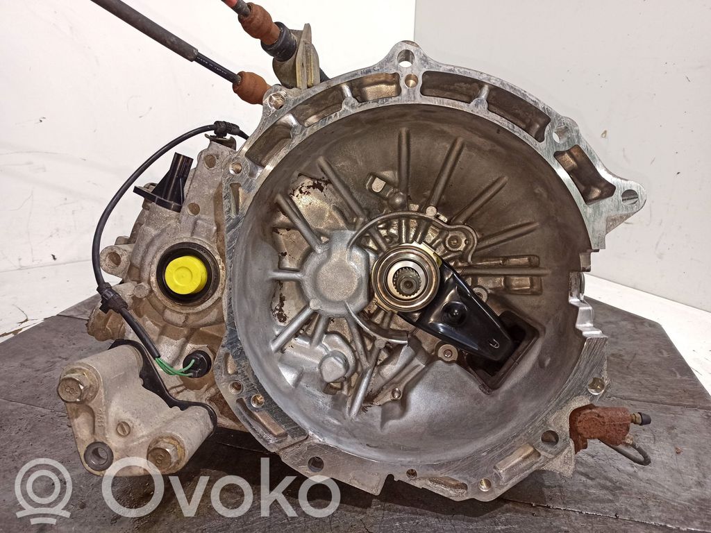 Mazda 6 Boîte de vitesses manuelle à 5 vitesses 