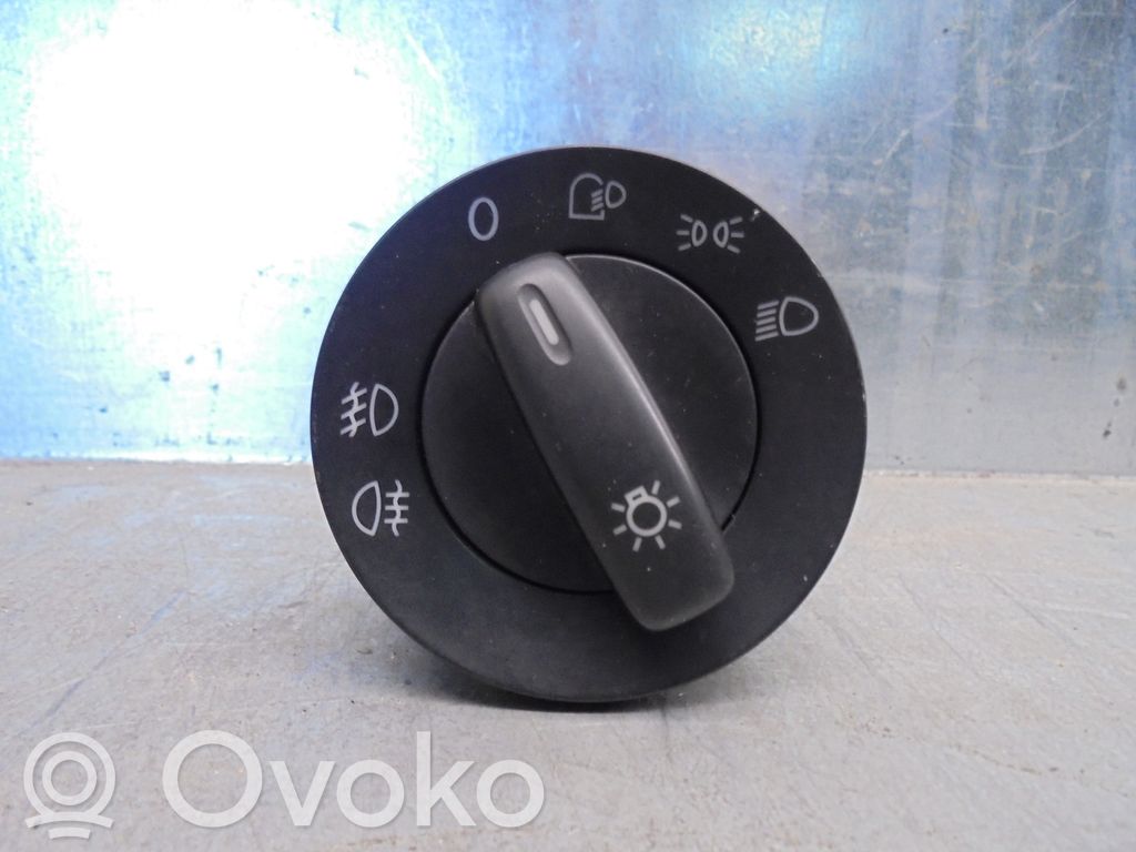Volkswagen Passat Alltrack Interruptor de control del panel de luces 
