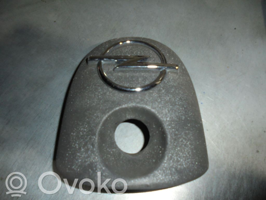 Opel Corsa B Manecilla externa puerta trasera 