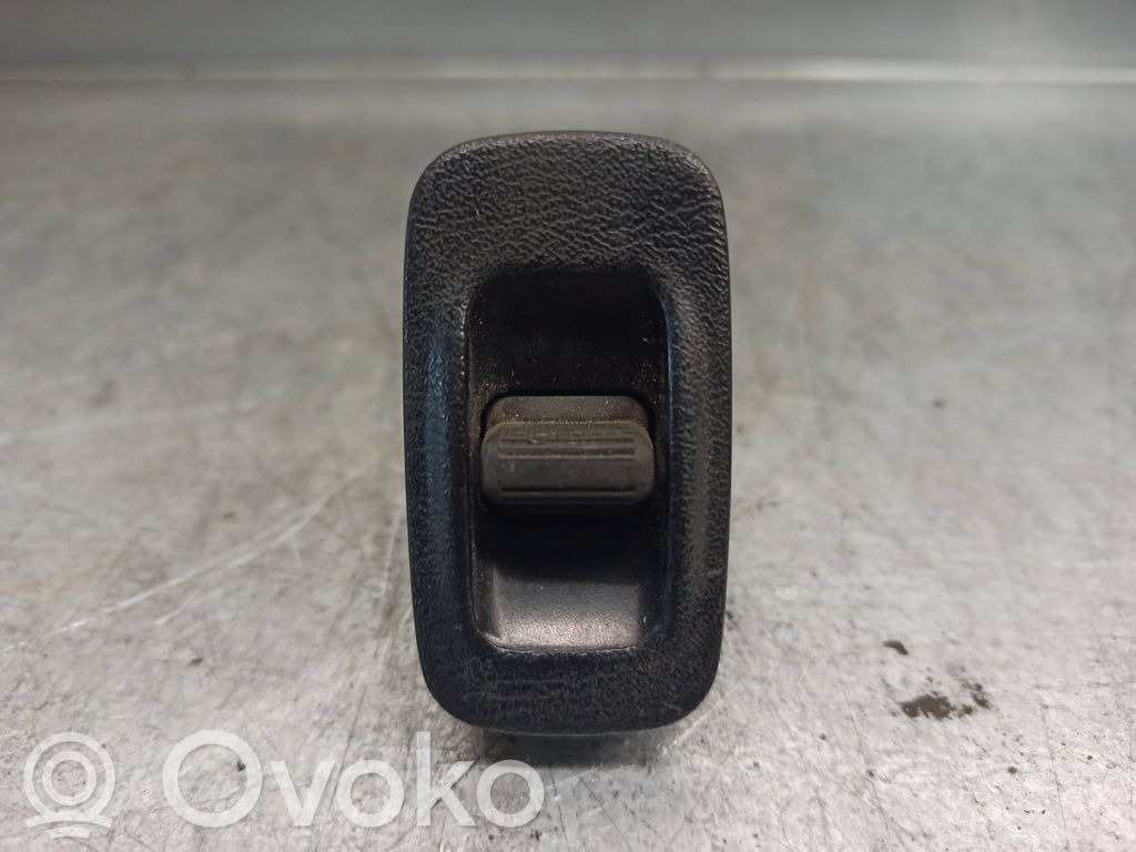Toyota Carina T190 Przyciski szyb 