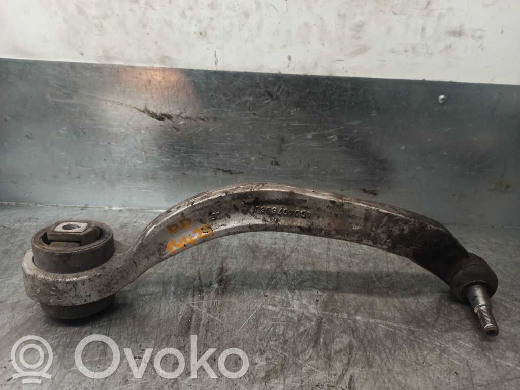 Querlenker vorne   4D0407696J