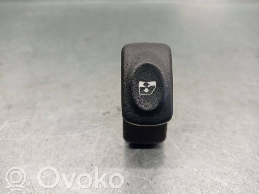 Renault Clio II Electric window control switch 