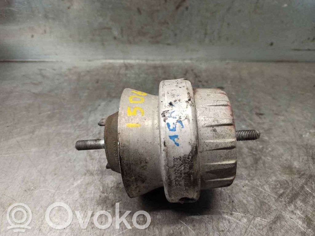 Engine mount bracket   4F0199379C