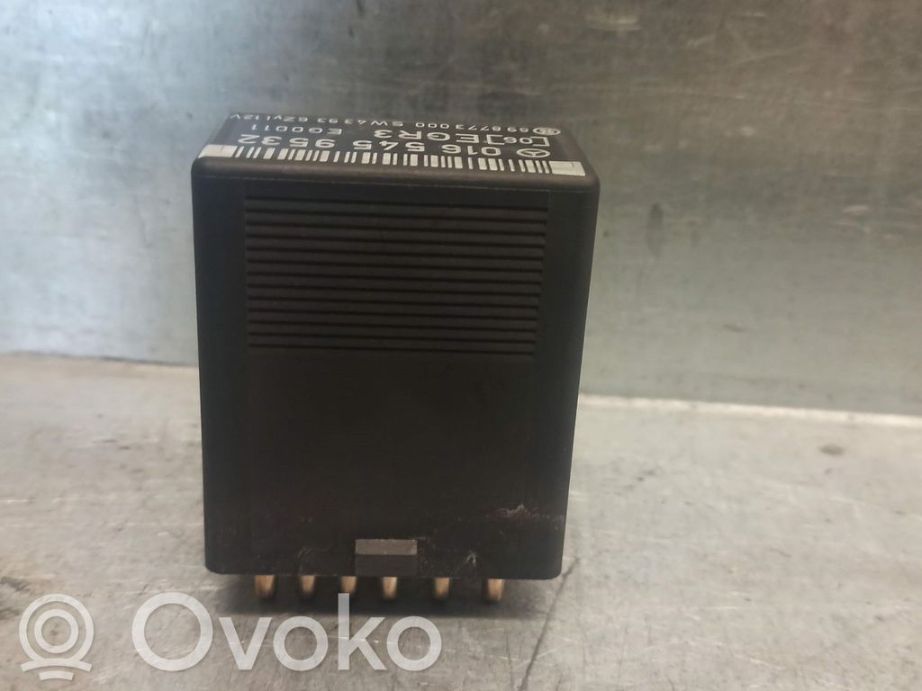 Mercedes-Benz E W124 Fuse module 