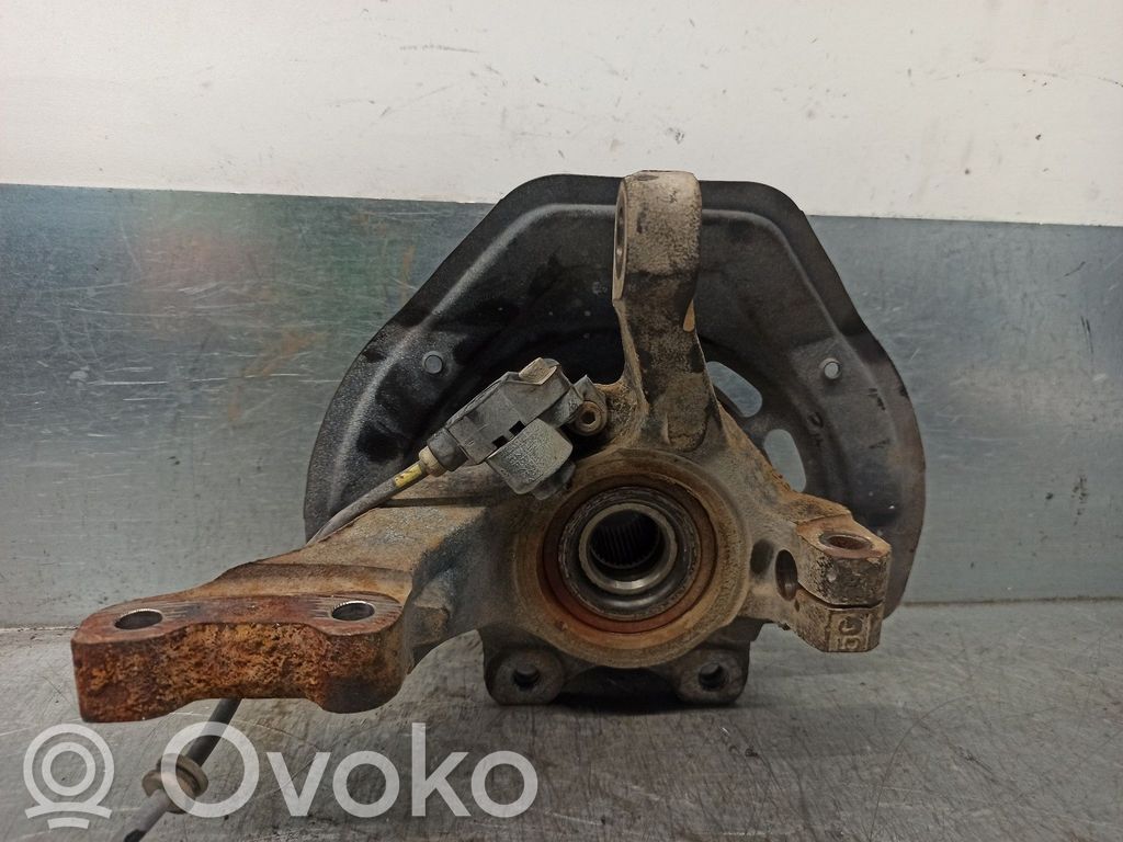 Opel Vectra B Zwrotnica koła przedniego 