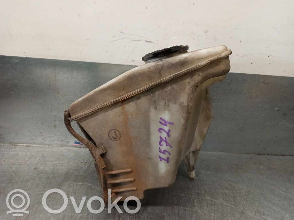 Toyota Corolla E110 Langų skysčio bakelis 