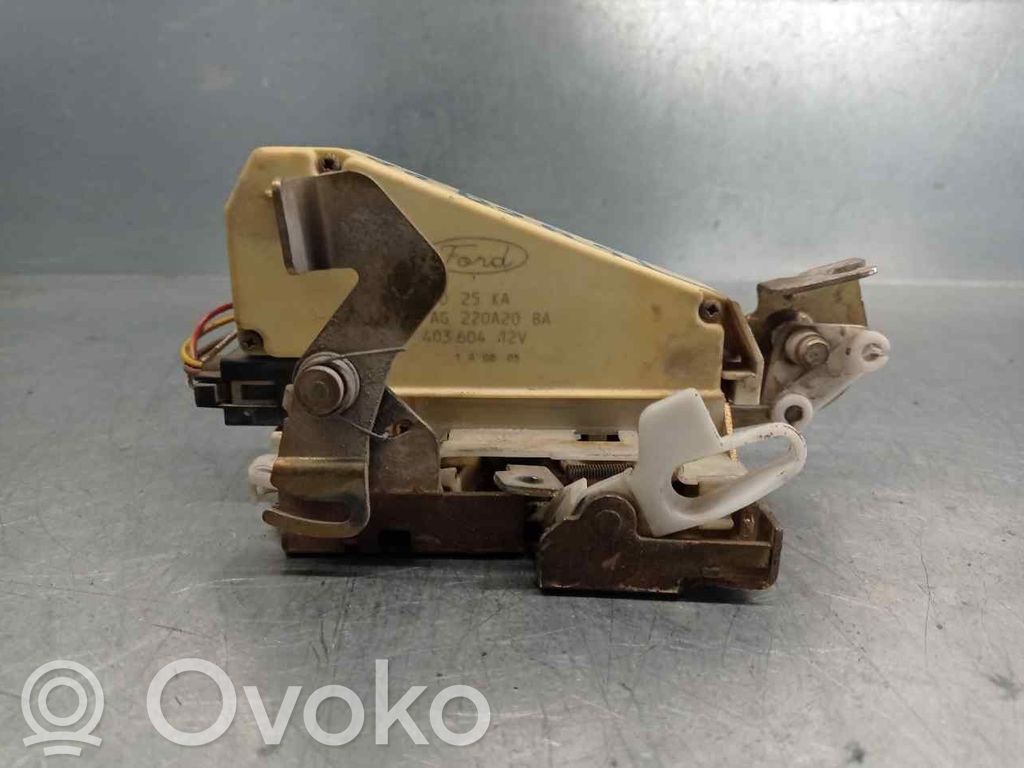 Ford Orion Priekšpusē slēdzene 