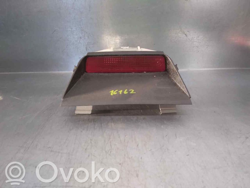 Toyota Carina T210 Third/center stoplight 