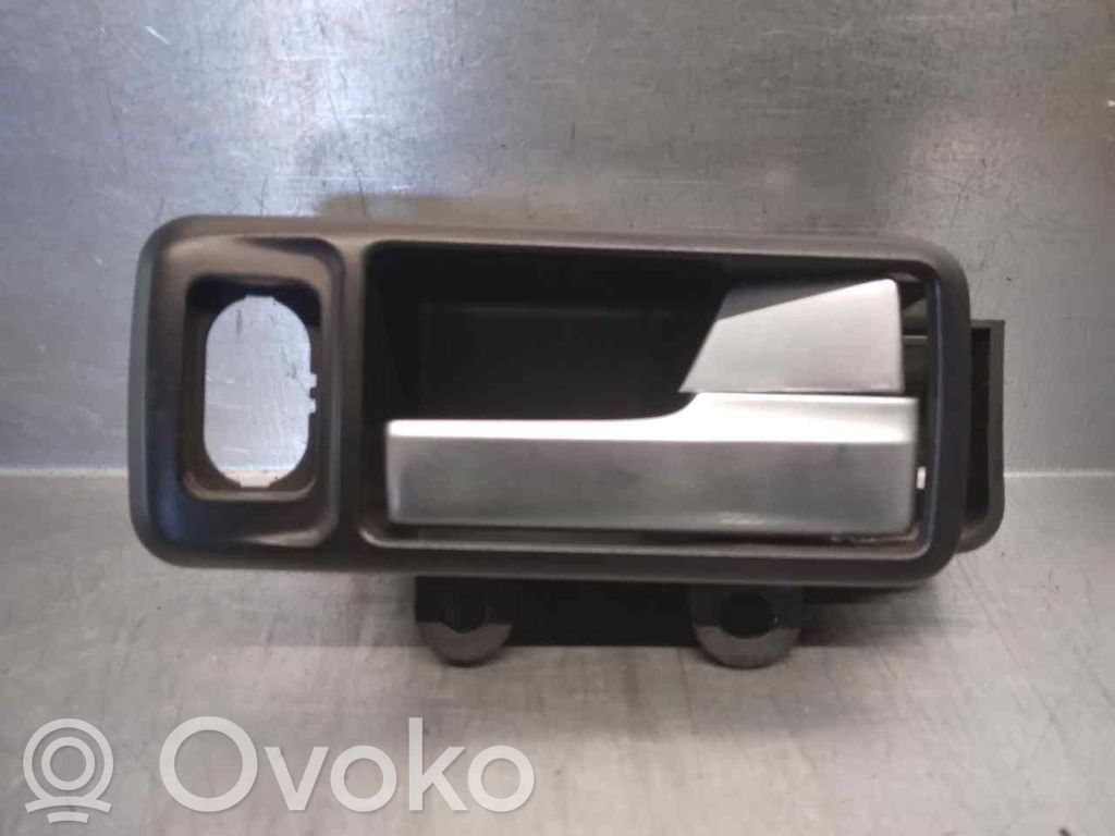 Manecilla interna puerta trasera   3M51R22600BB