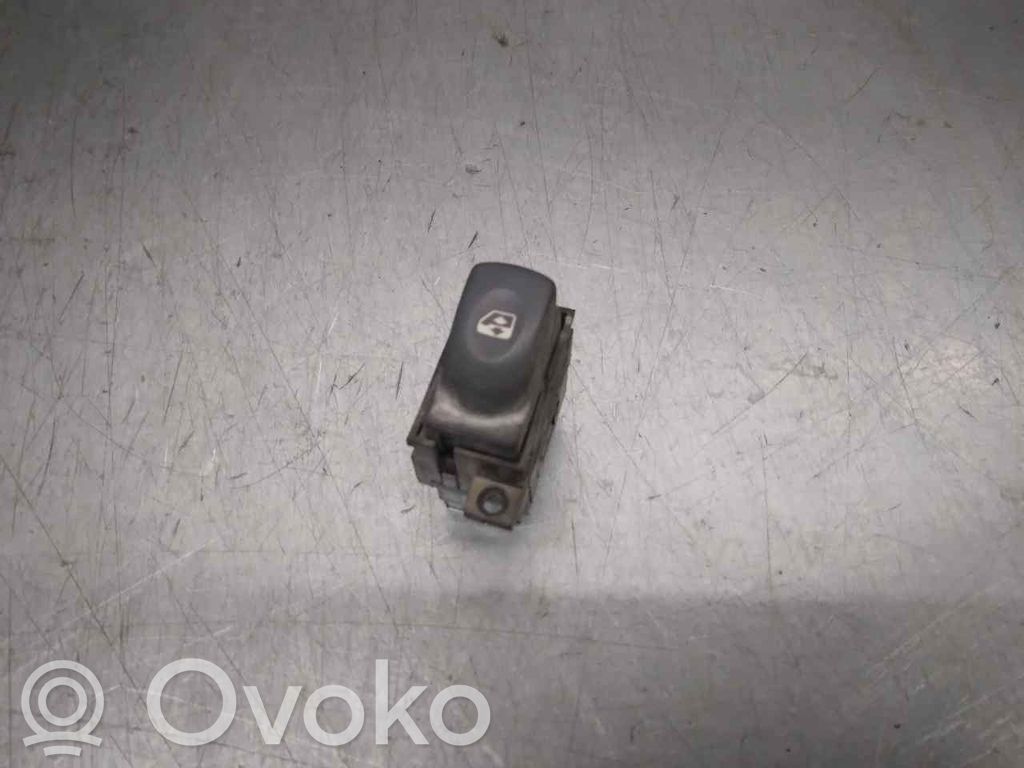 Renault Espace III Electric window control switch 