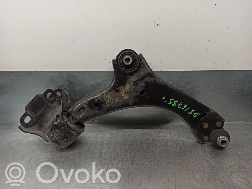 Ford Mondeo Mk III Wahacz przedni 
