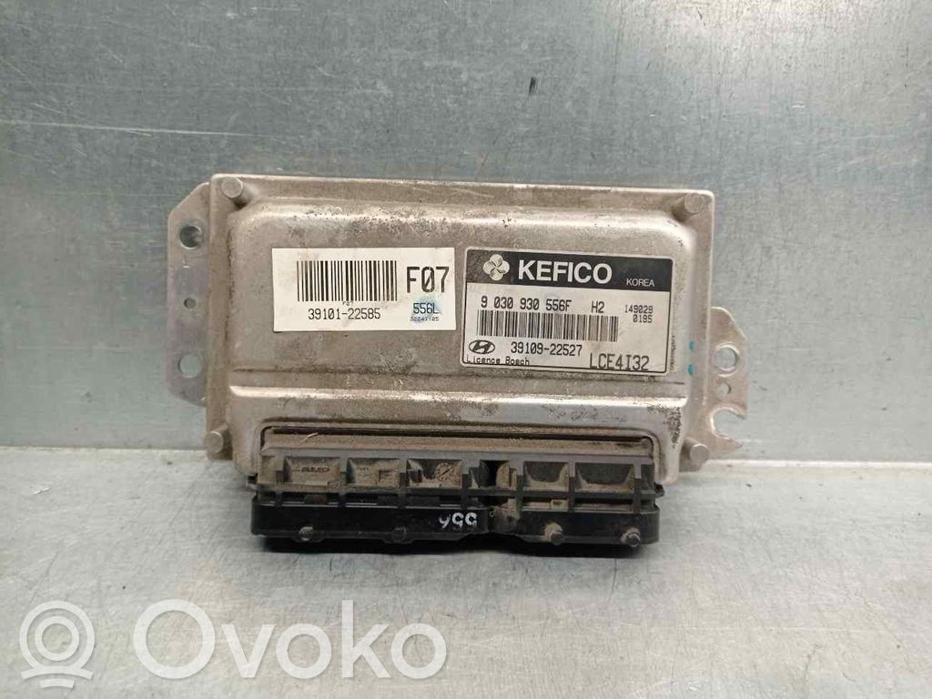 Hyundai Accent Engine control unit/module 