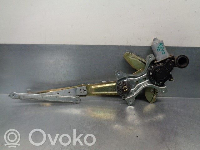 Toyota Avensis T220 Macara geam spate fără motor 