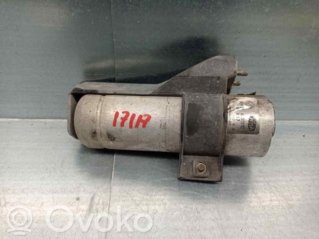 Alfa Romeo 145 - 146 Uchwyt / Mocowanie zbiornika paliwa 