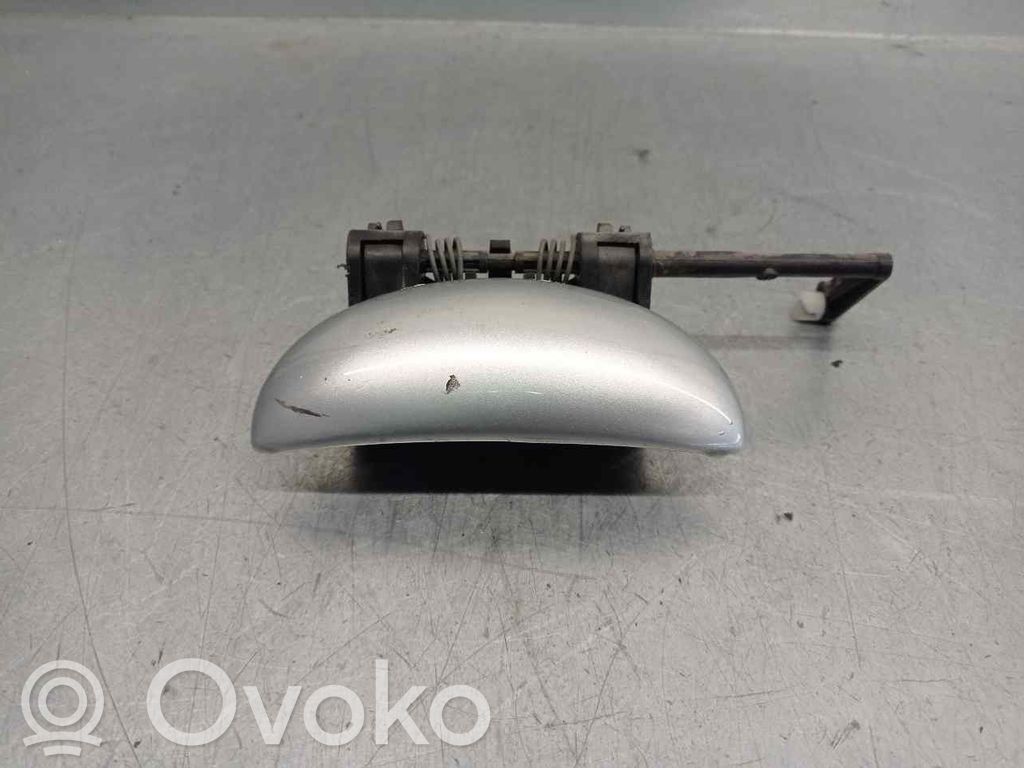 Peugeot 206 Rankena atidarymo išorinė 
