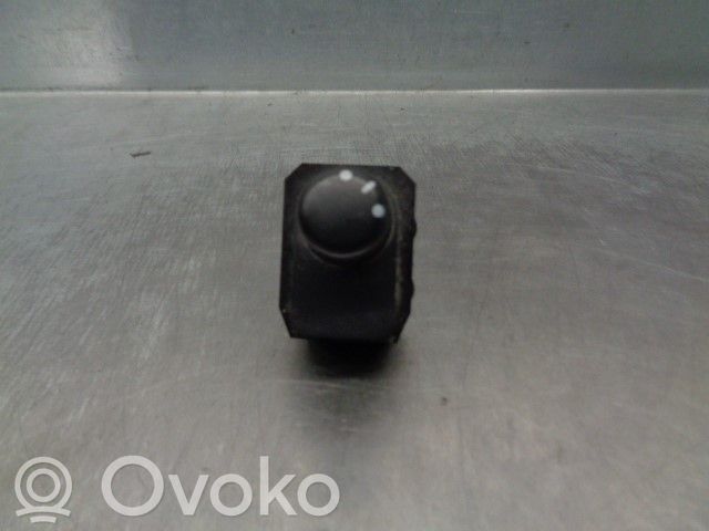 Suzuki Grand Vitara II Interruptor del espejo lateral 