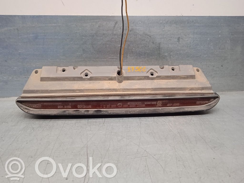Subaru Forester SG Third/center stoplight 