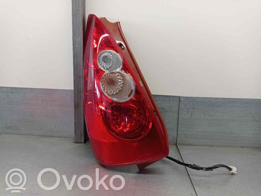 Mazda 5 Rear/tail lights 