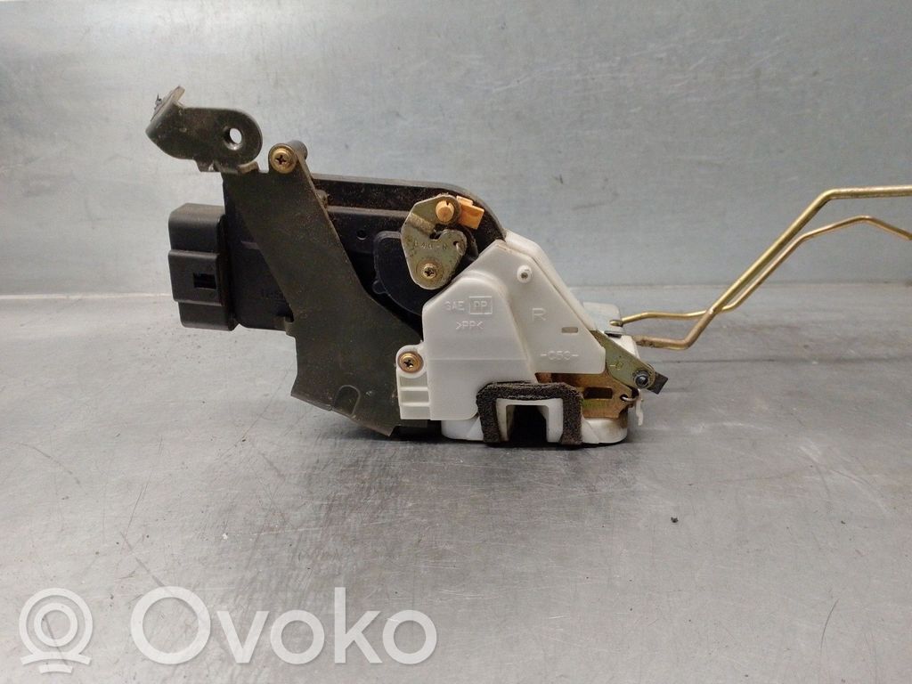 Suzuki Ignis Etuoven lukko 