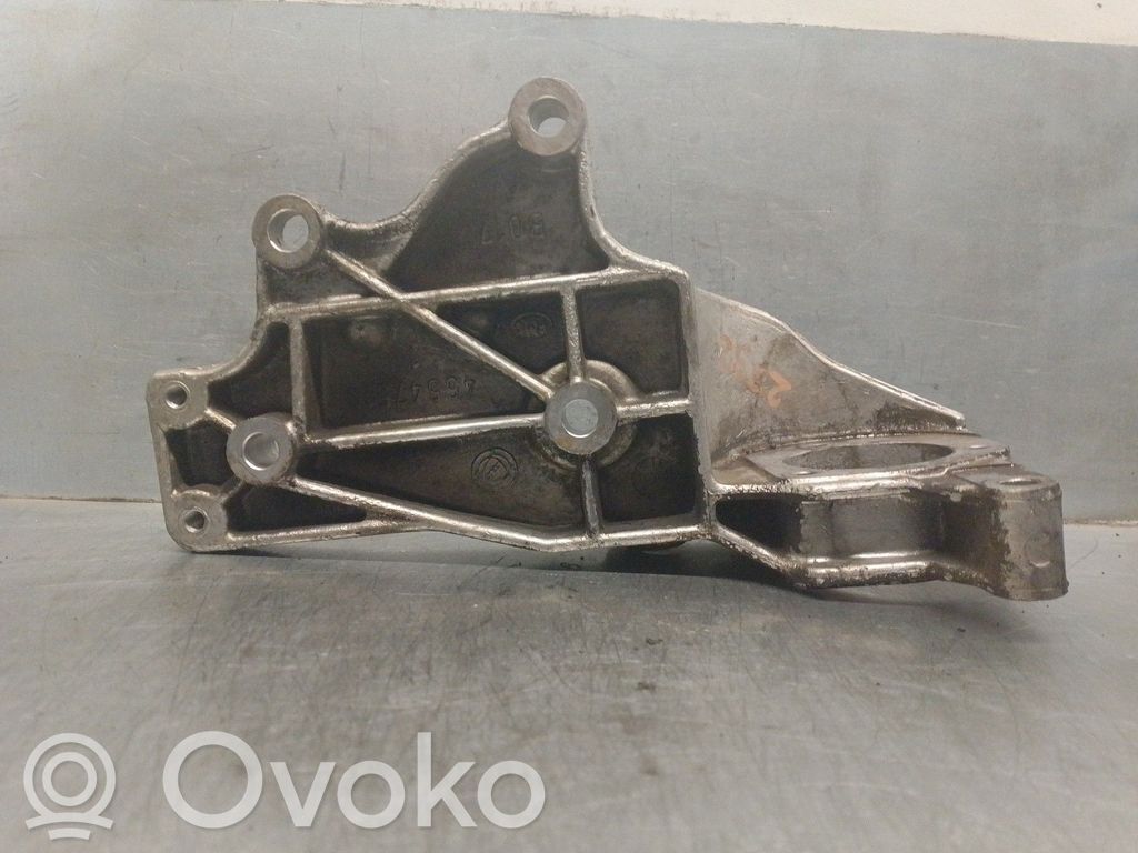 Wspornik / Mocowanie silnika   46547519,46547519