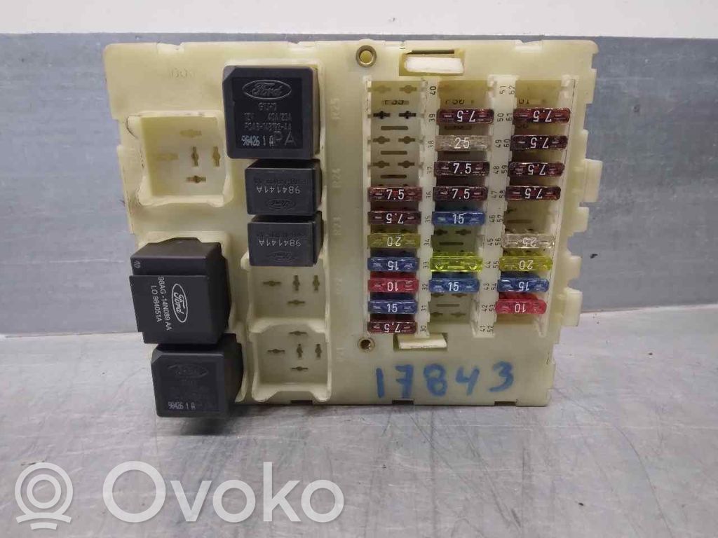 Ford Focus Juego de caja de fusibles 