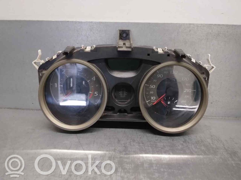 Renault Megane II Speedometer (instrument cluster) 
