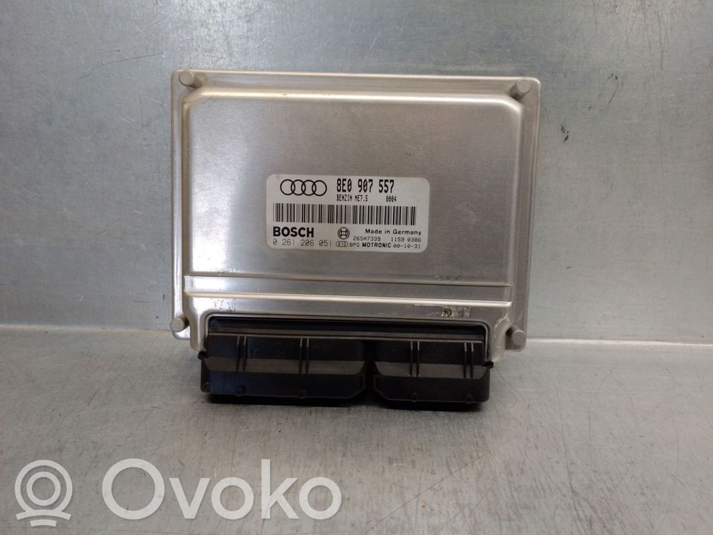 Engine control unit/module   8E0907557,0261206051,BOSCH