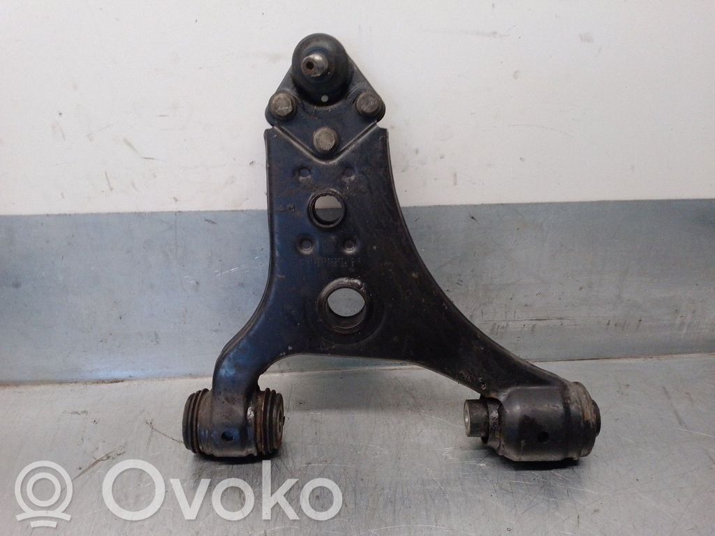 Mercedes-Benz A W168 Braccio di controllo sospensione anteriore 