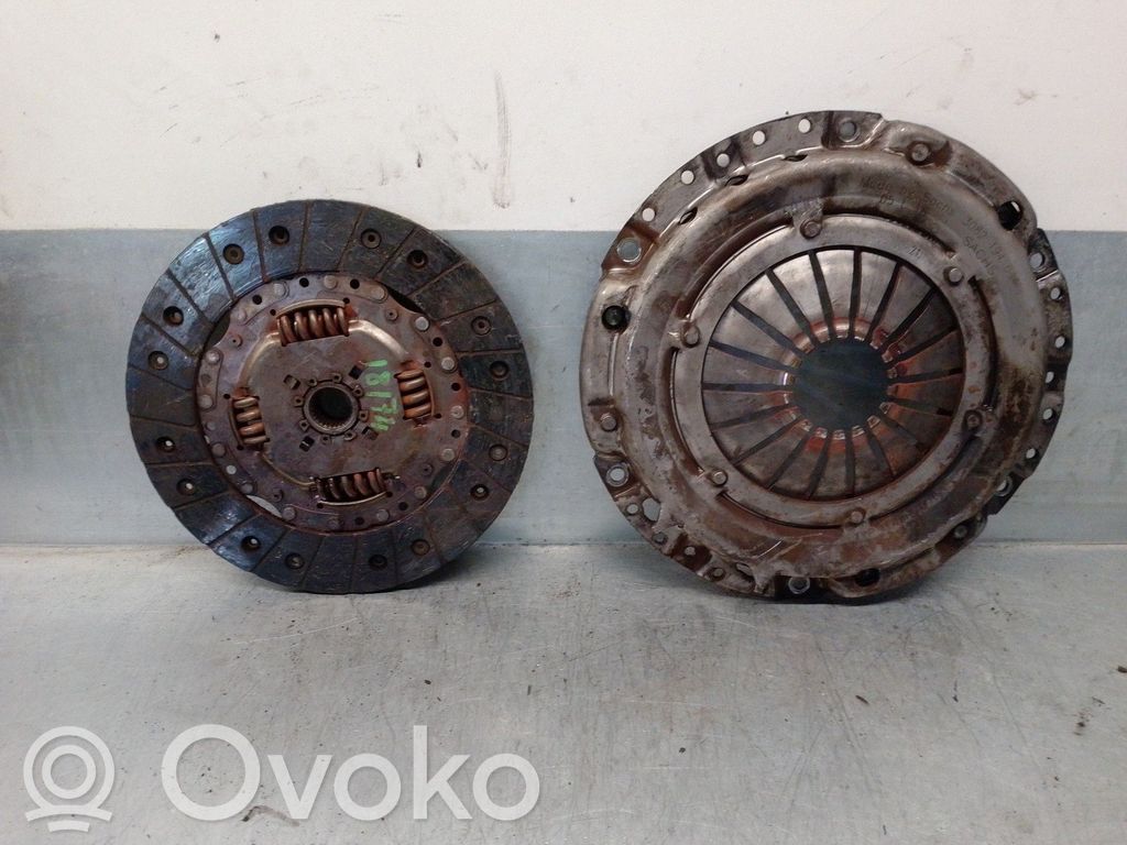 Volkswagen Polo Sankabos komplektas 