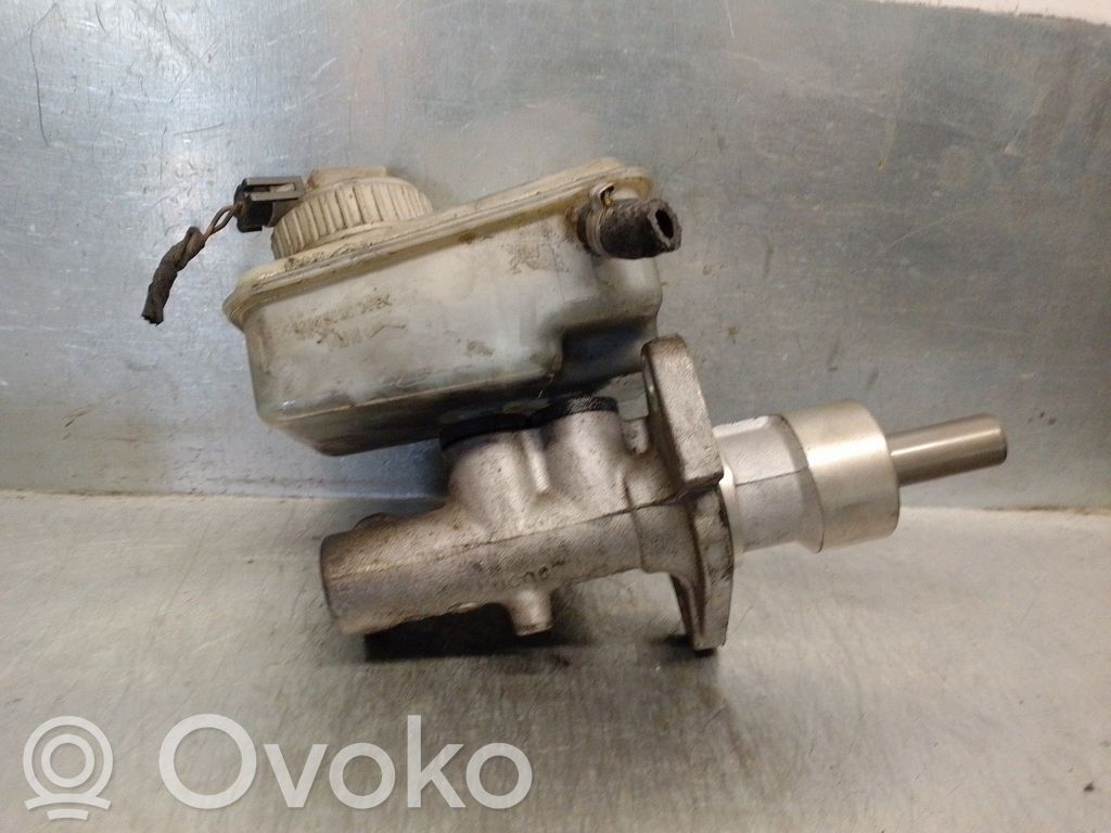 Opel Omega B1 Jarrutehostin 