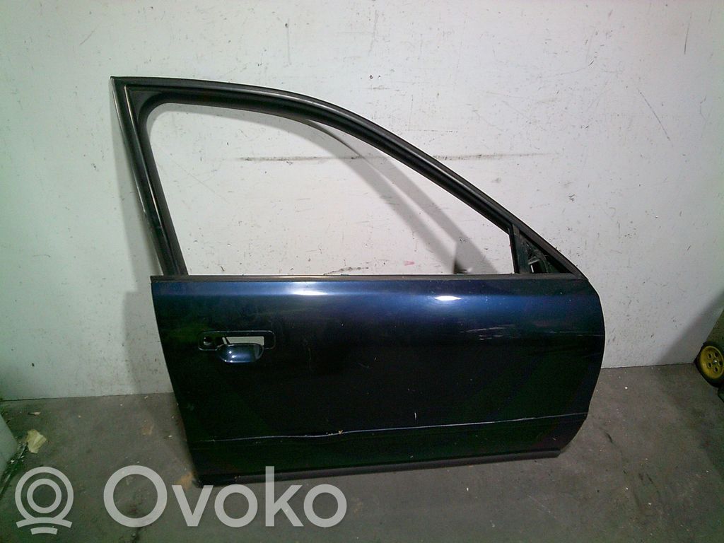 Audi A4 S4 B5 8D Puerta delantera 