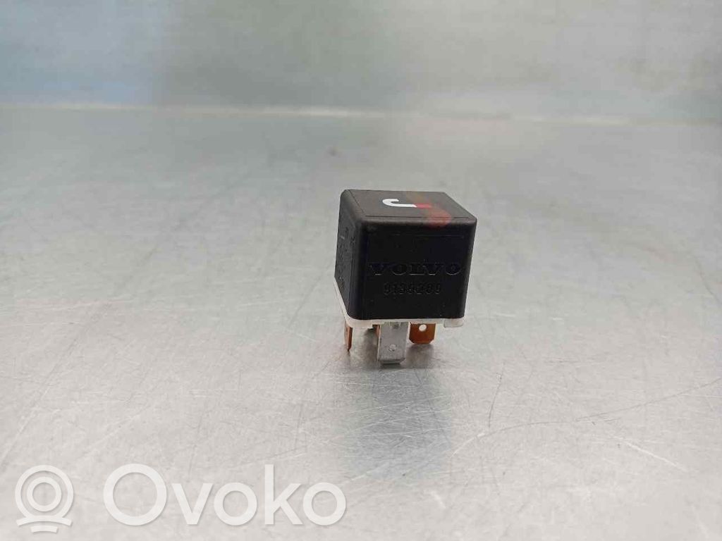 Módulo de fusible   9130269,4RA00351073,HELLA