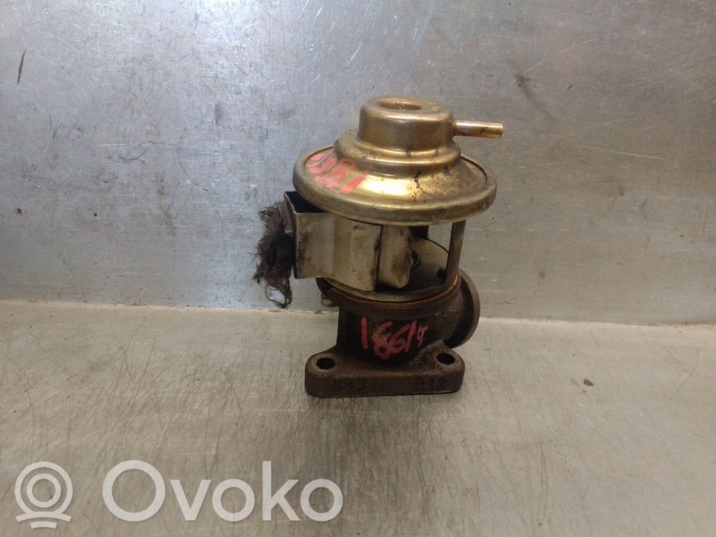 Peugeot 406 EGR valve 