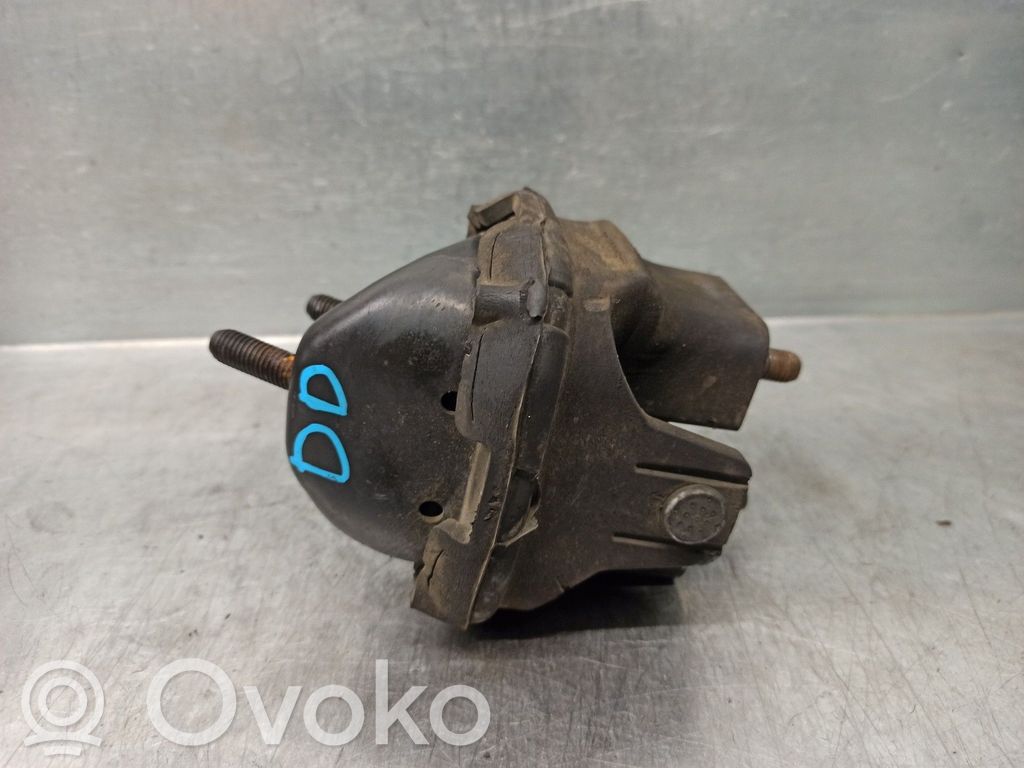 Chrysler 300M Engine mount bracket 