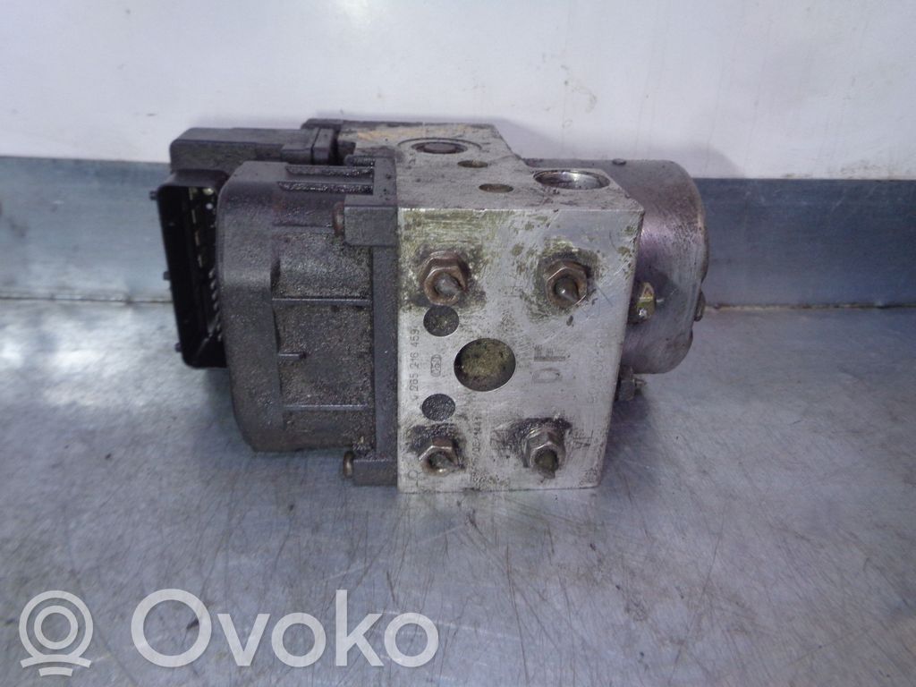 Opel Omega B1 Bomba de ABS 