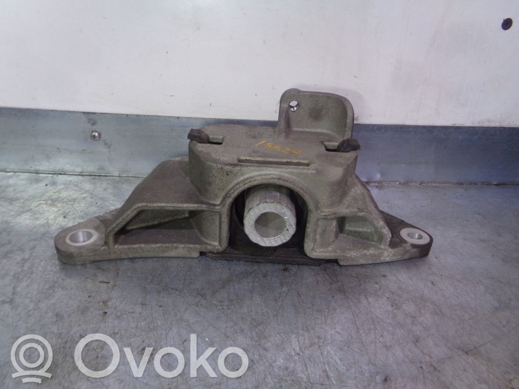 Wspornik / Mocowanie silnika   46746990