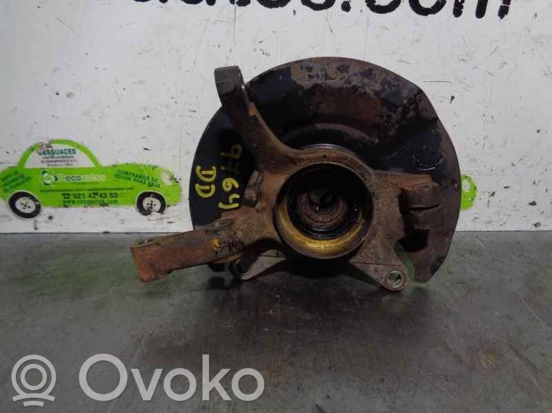 Suzuki Baleno EG Achsschenkel vorne
