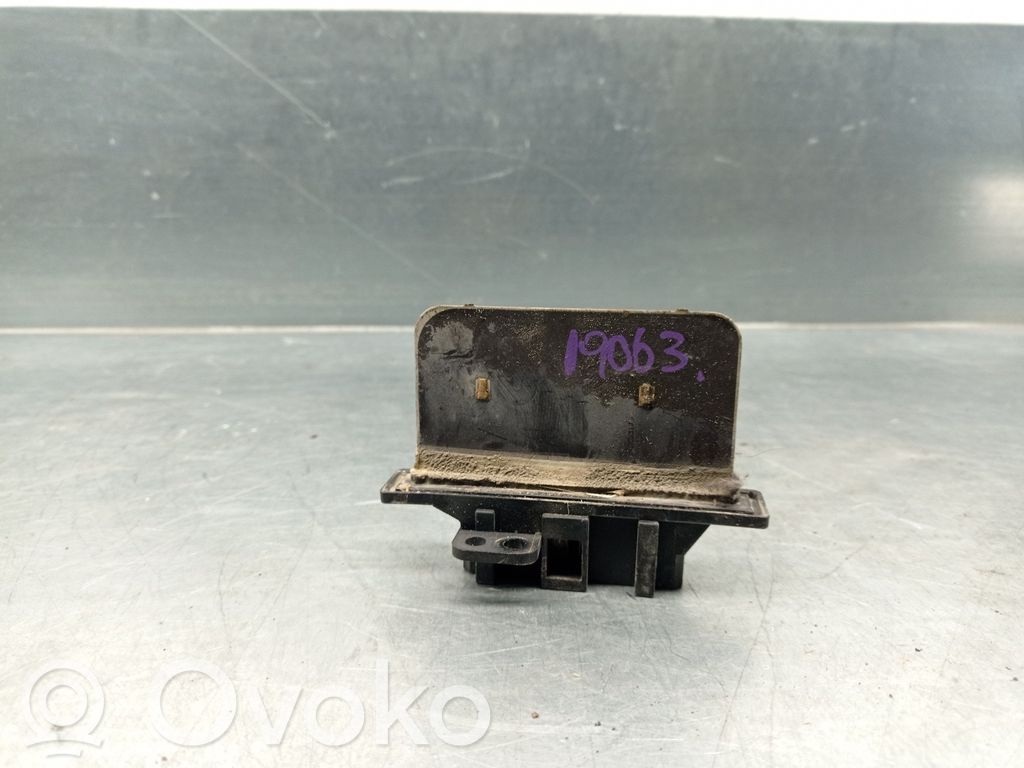 Nissan Vanette Motor aerotermă/rezistor ventilator 