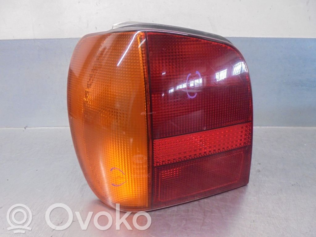 Volkswagen Polo III 6N 6N2 6NF Lampă spate în caroserie 