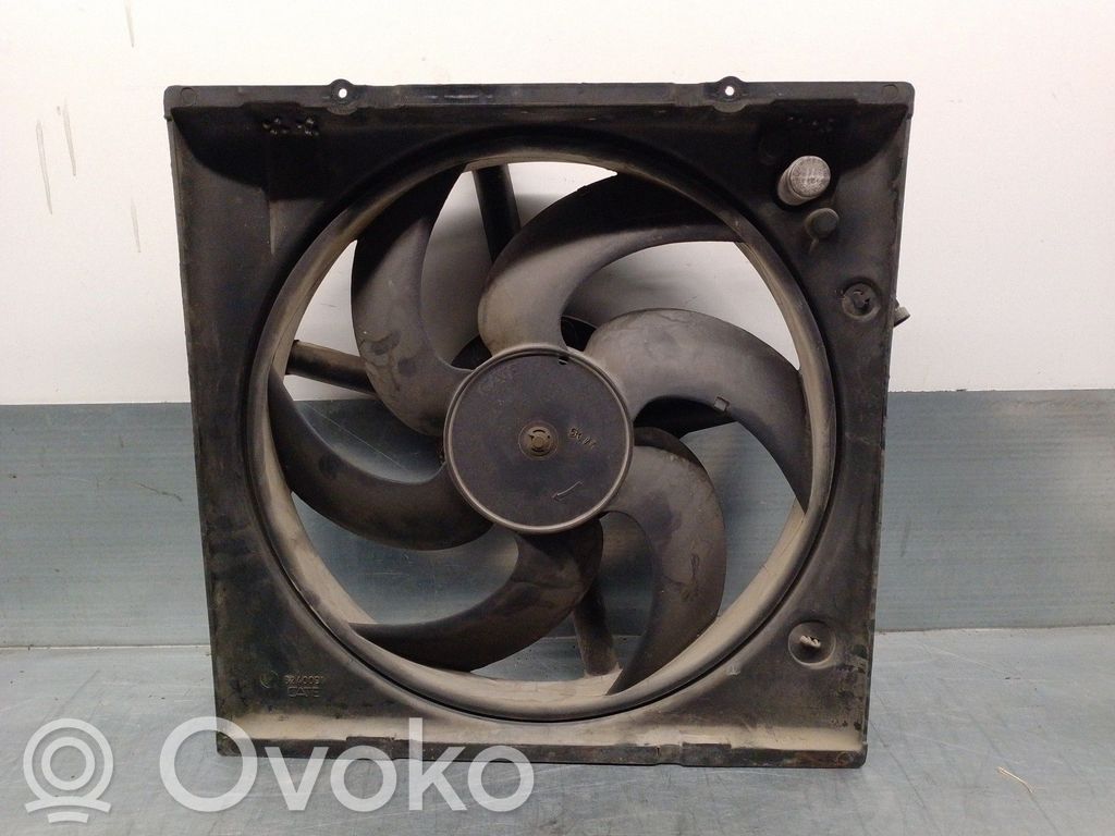 Renault 19 Elektrinis radiatorių ventiliatorius 