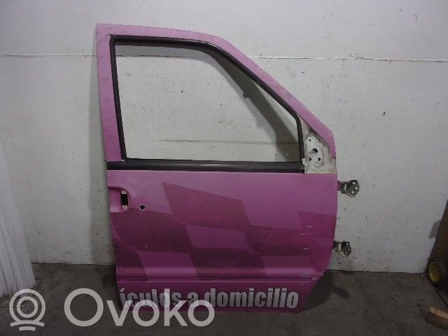 Nissan Vanette Ușă față 