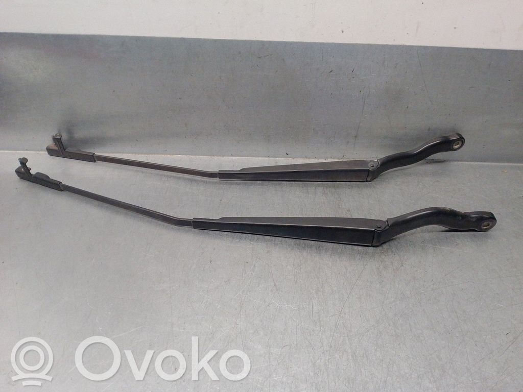 Citroen C6 Front wiper blade arm 