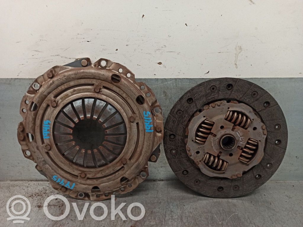 Opel Astra G Kit d'embrayage 