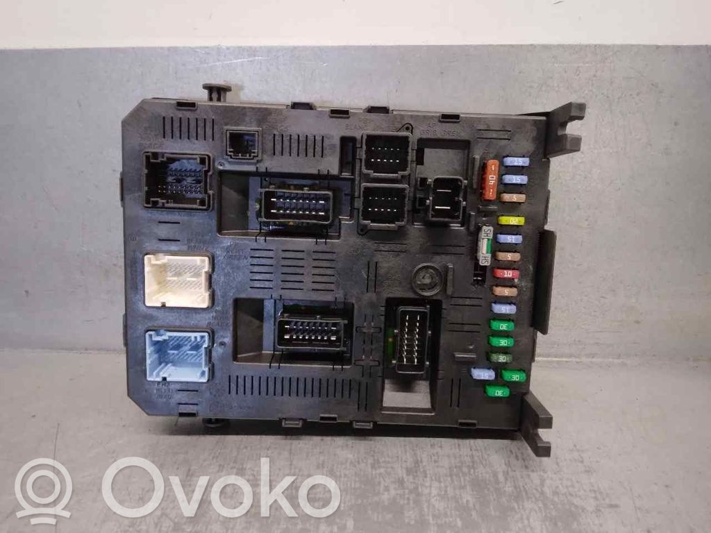 Peugeot 607 Fuse box set 